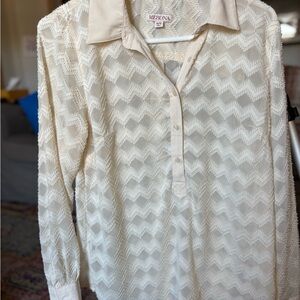 Ivory Textured Chevron Blouse – Long Sleeve – Dressy Romantic Top – Size Medium
